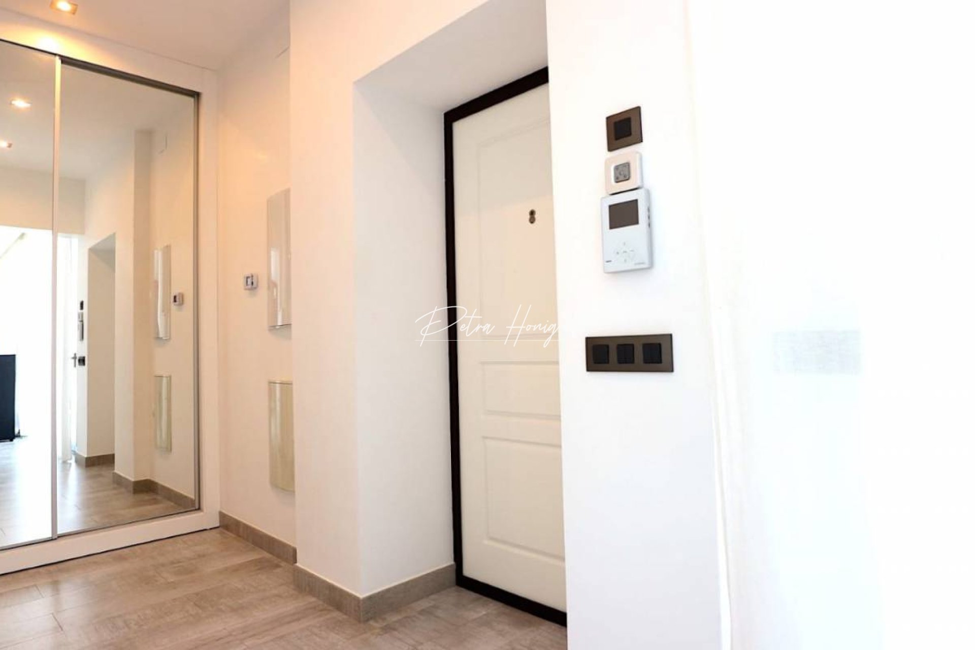 Resales - Villa - Torrevieja