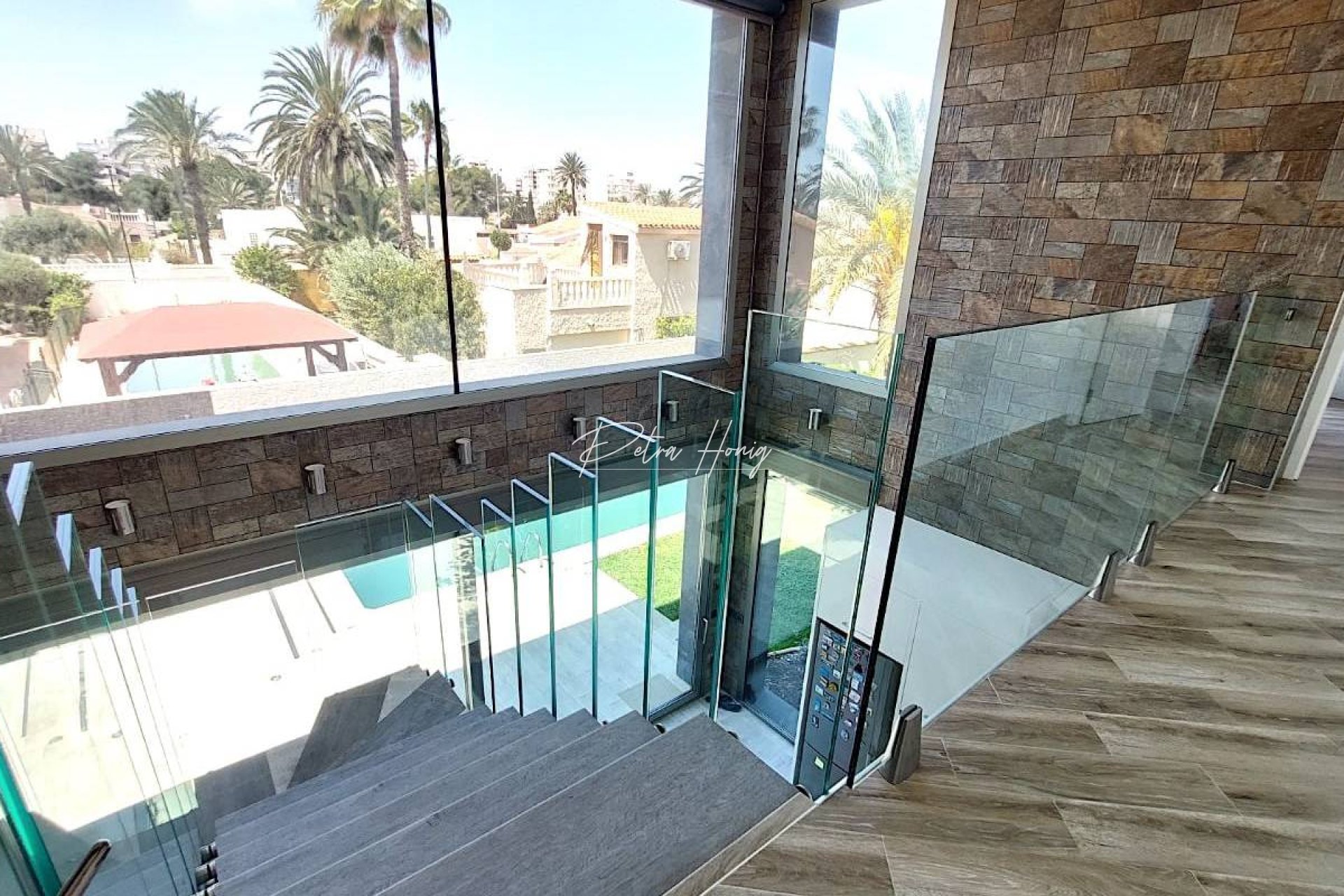 Resales - Villa - Torrevieja