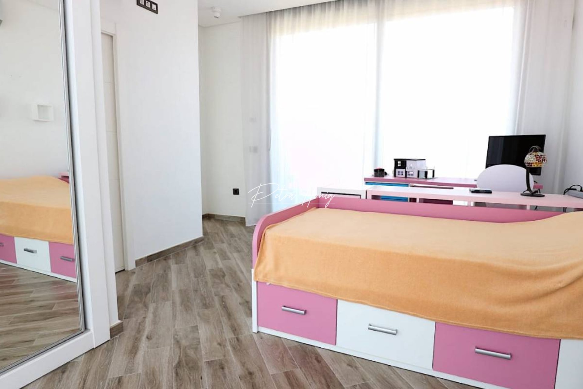 Resales - Villa - Torrevieja