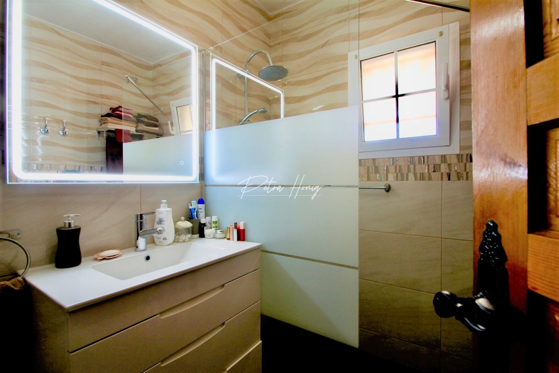 Resales - Villa - Villamartin - Avenida Las Brisas