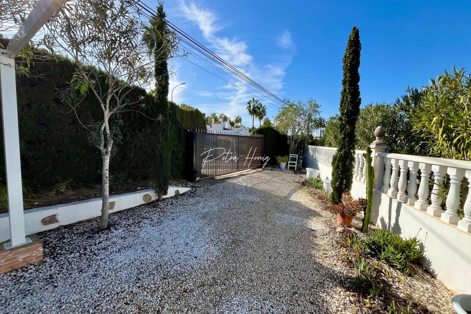 Resales - Villa - Villamartin