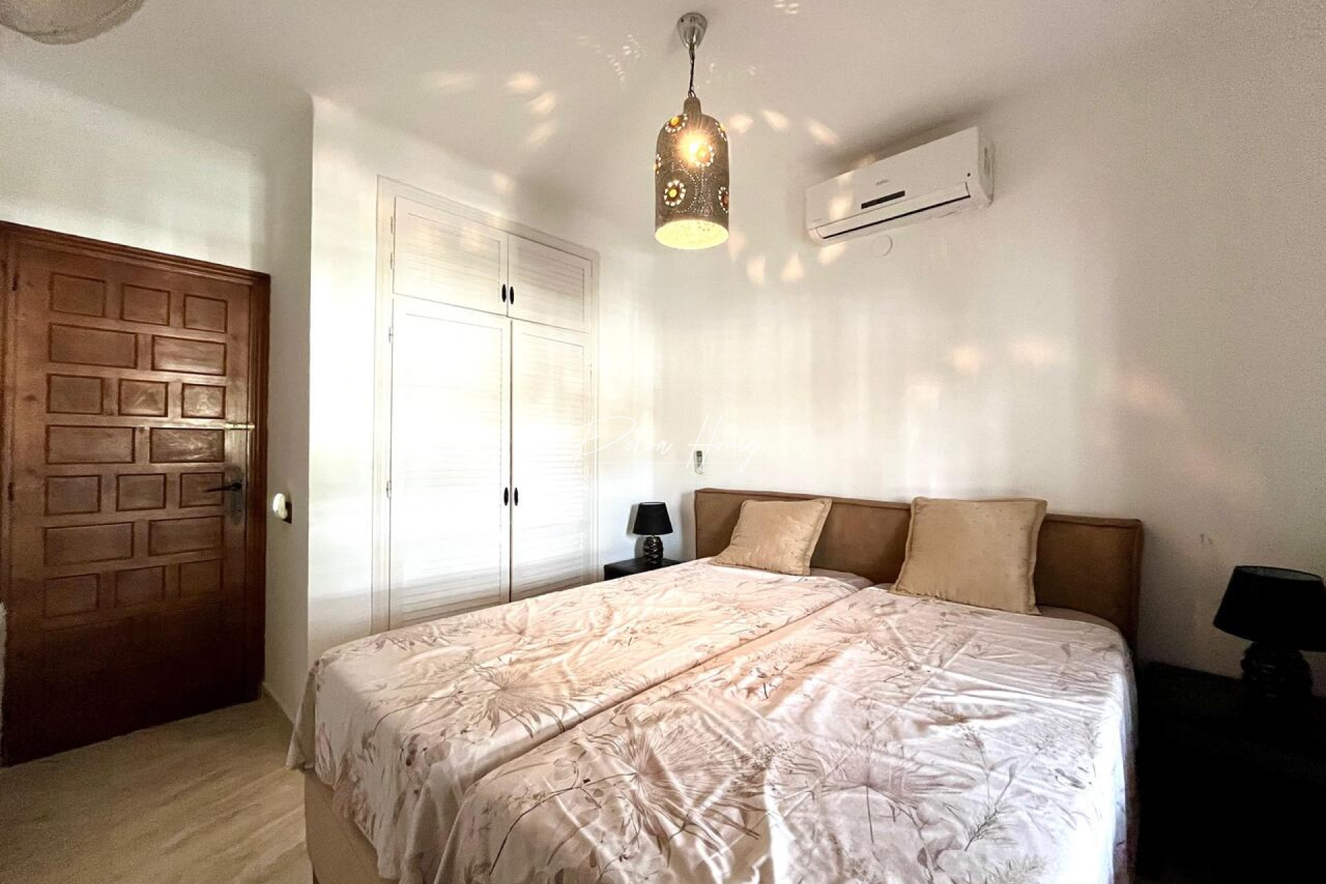 Resales - Villa - Villamartin