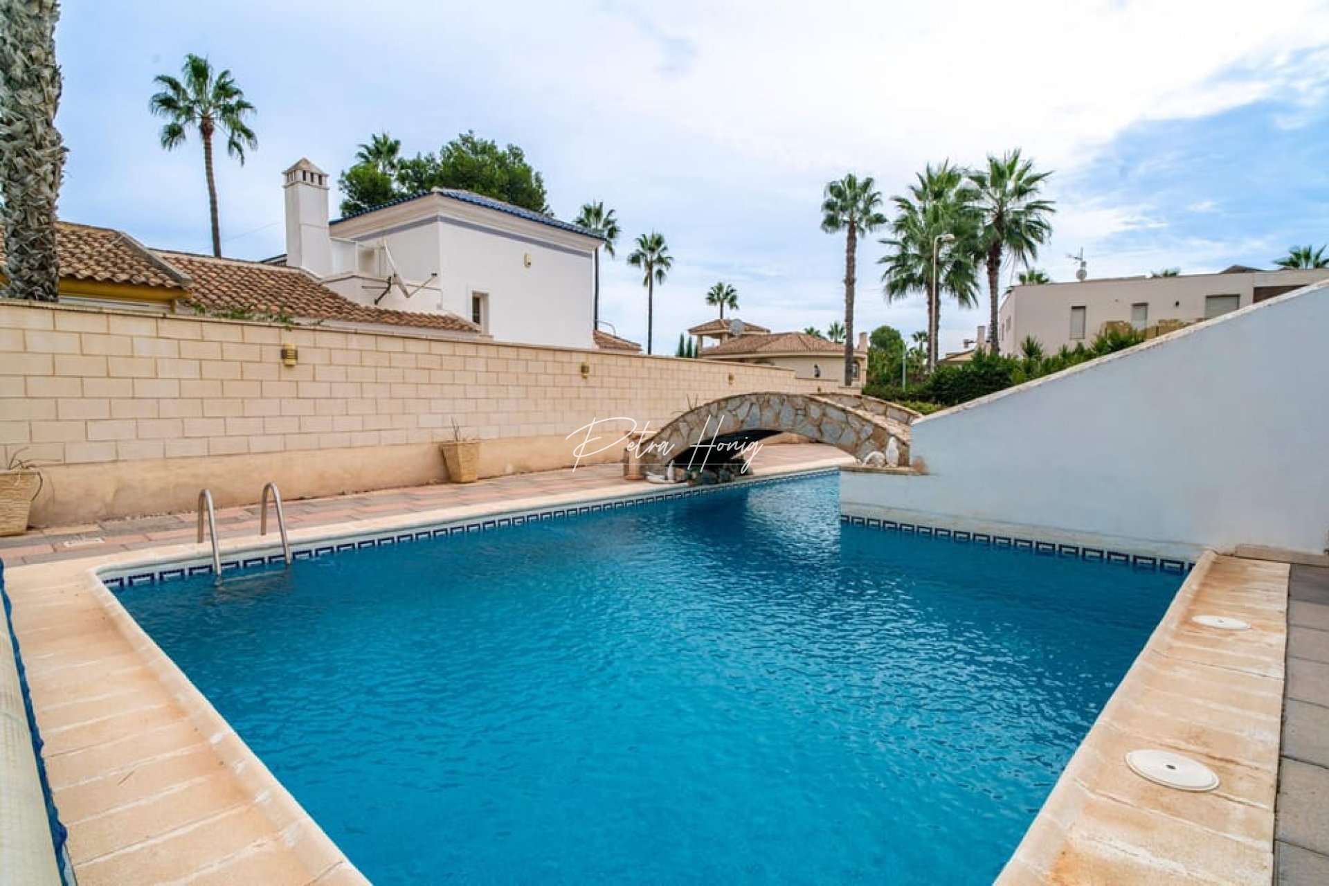 Resales - Villa - Villamartin
