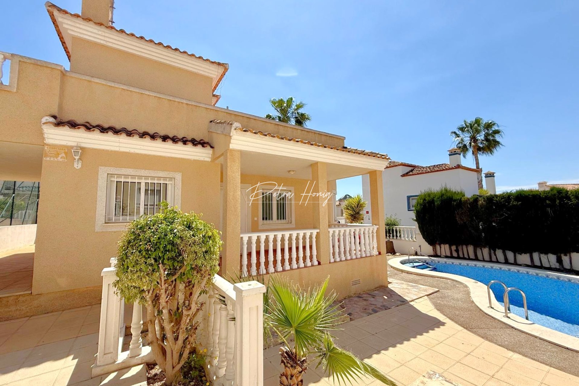 Resales - Villa - Villamartin