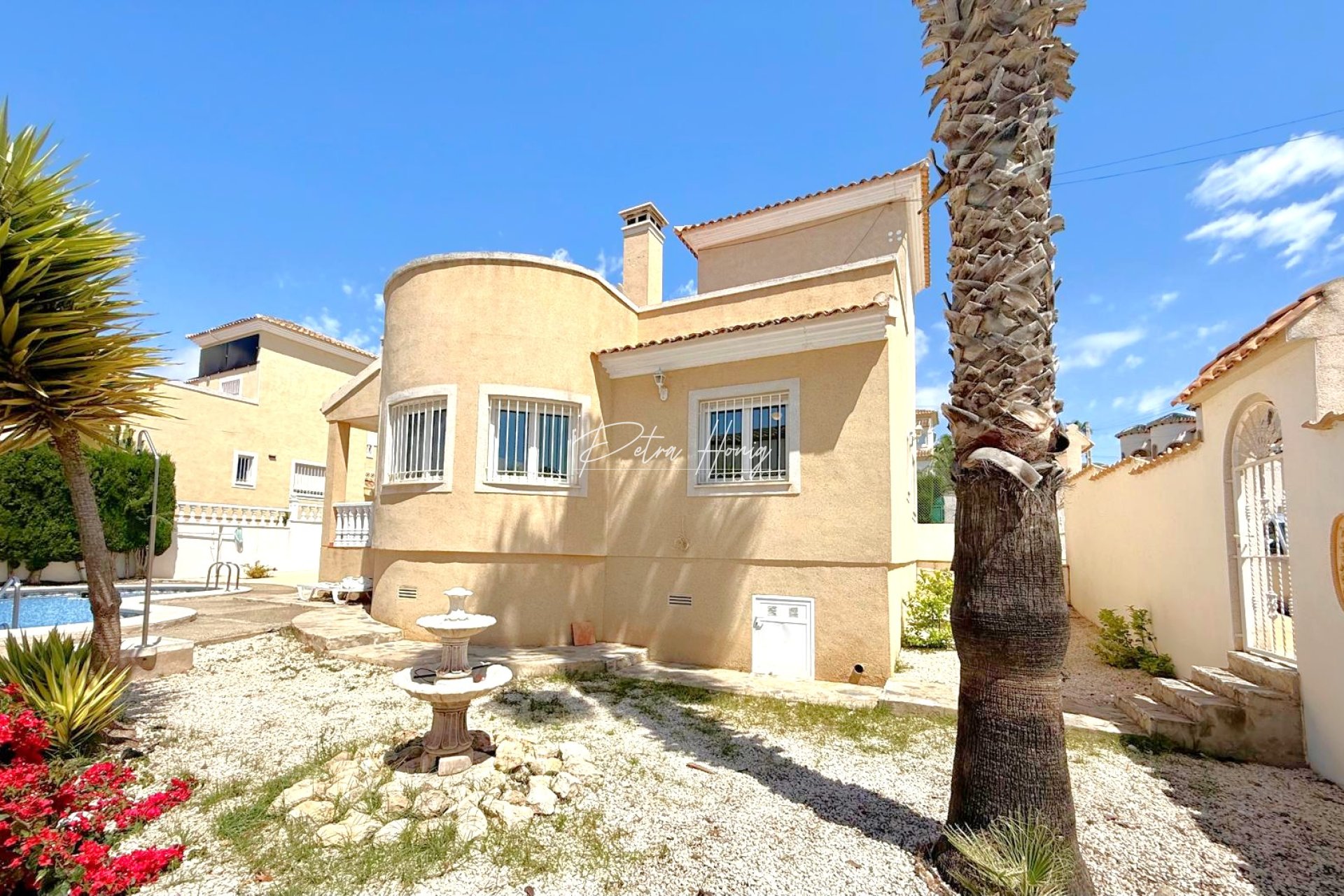 Resales - Villa - Villamartin