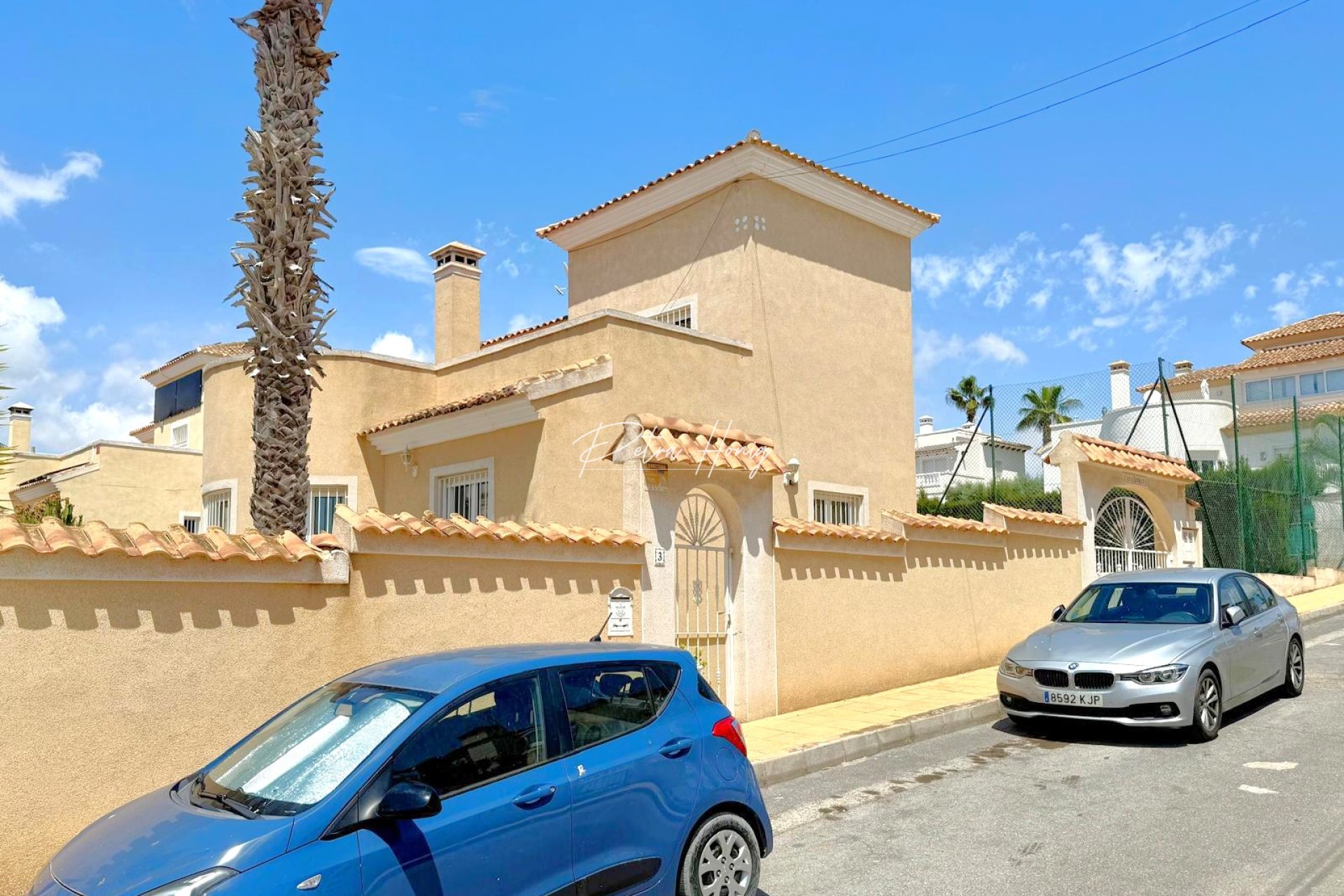 Resales - Villa - Villamartin