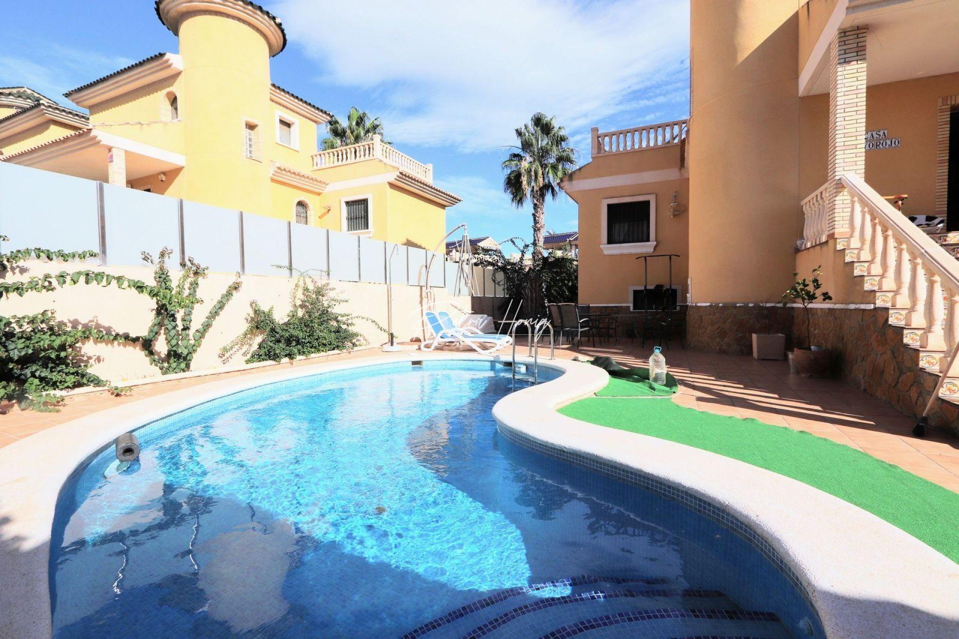 Resales - Villa - Villamartin