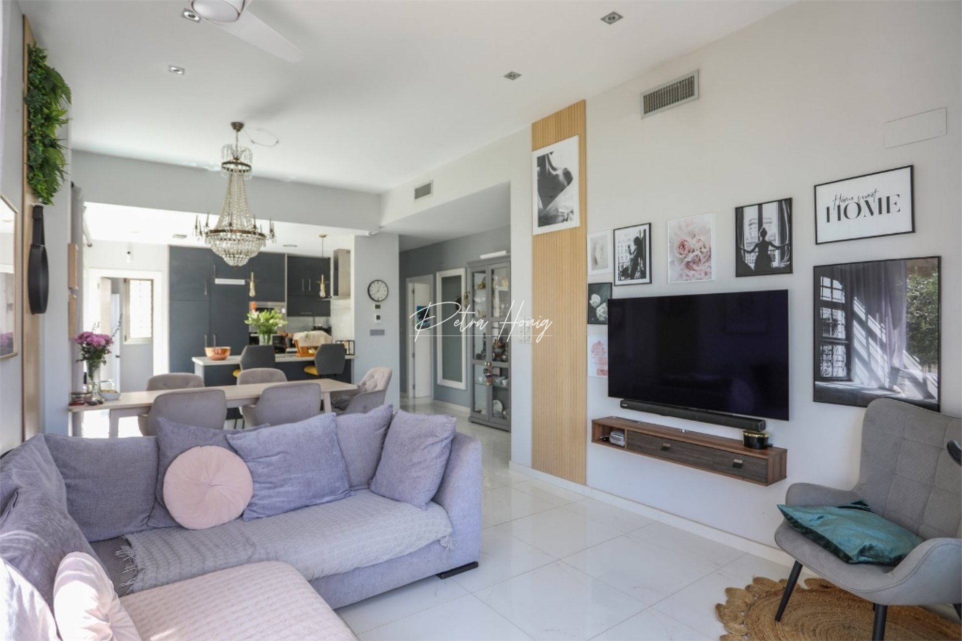 Resales - Villa - Villamartin