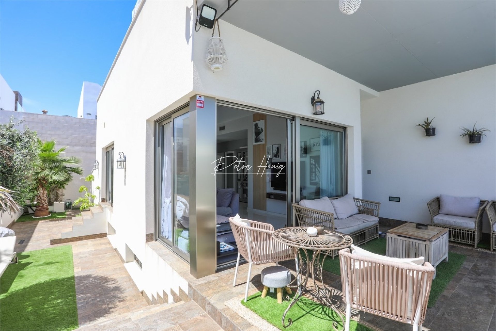 Resales - Villa - Villamartin