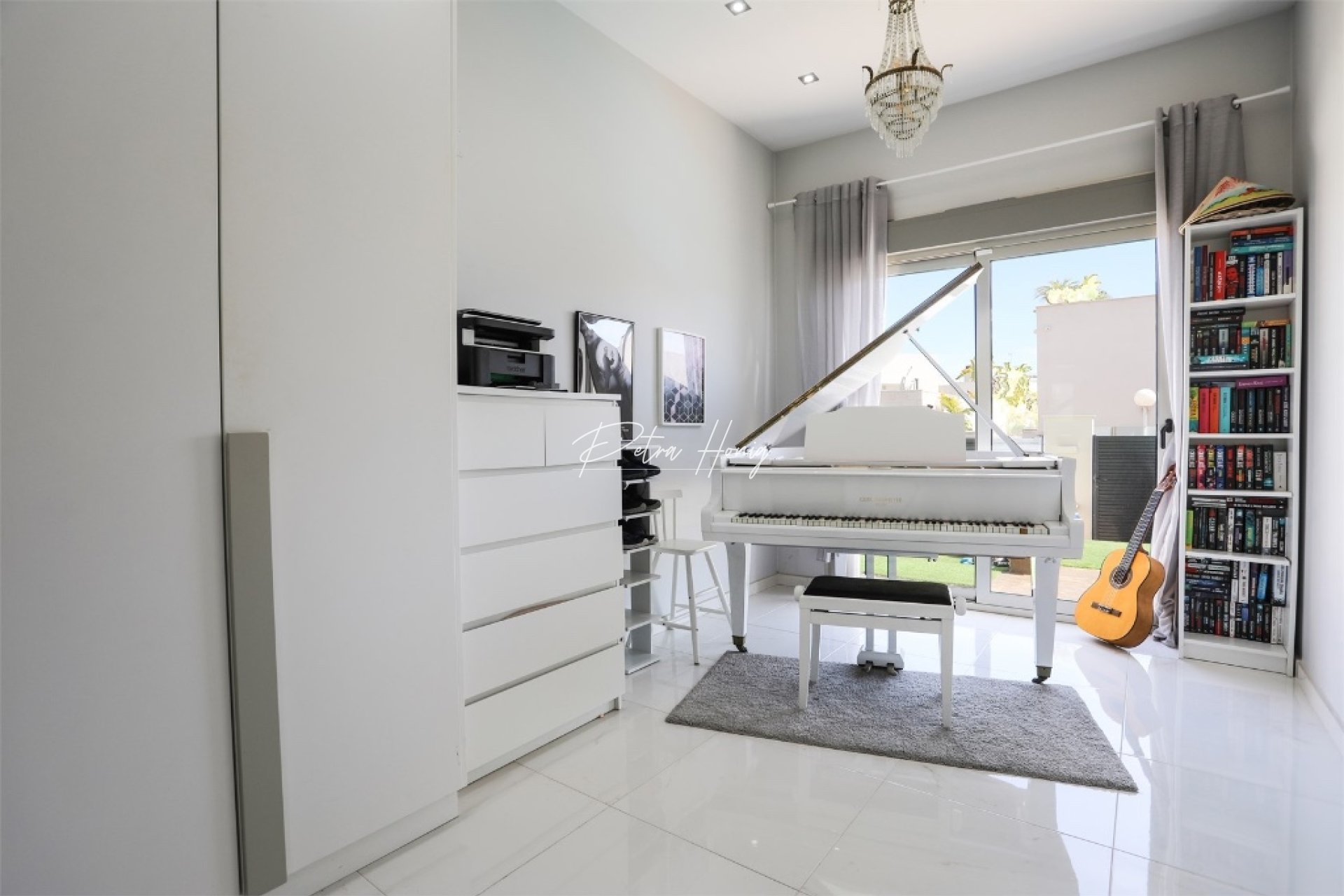 Resales - Villa - Villamartin