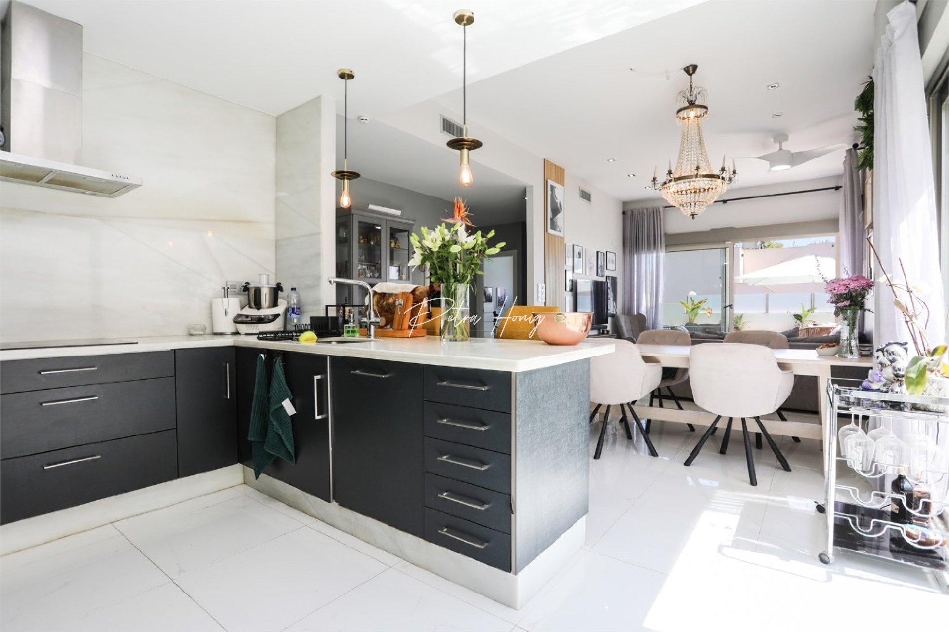 Resales - Villa - Villamartin