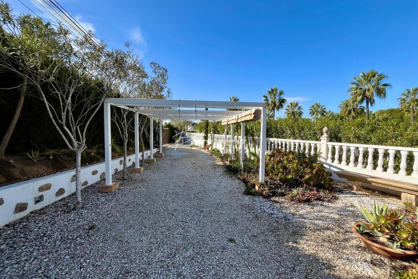 Resales - Villa - Villamartin