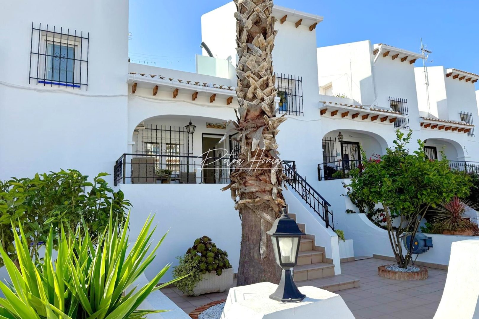 Resales - Villa - Villamartin