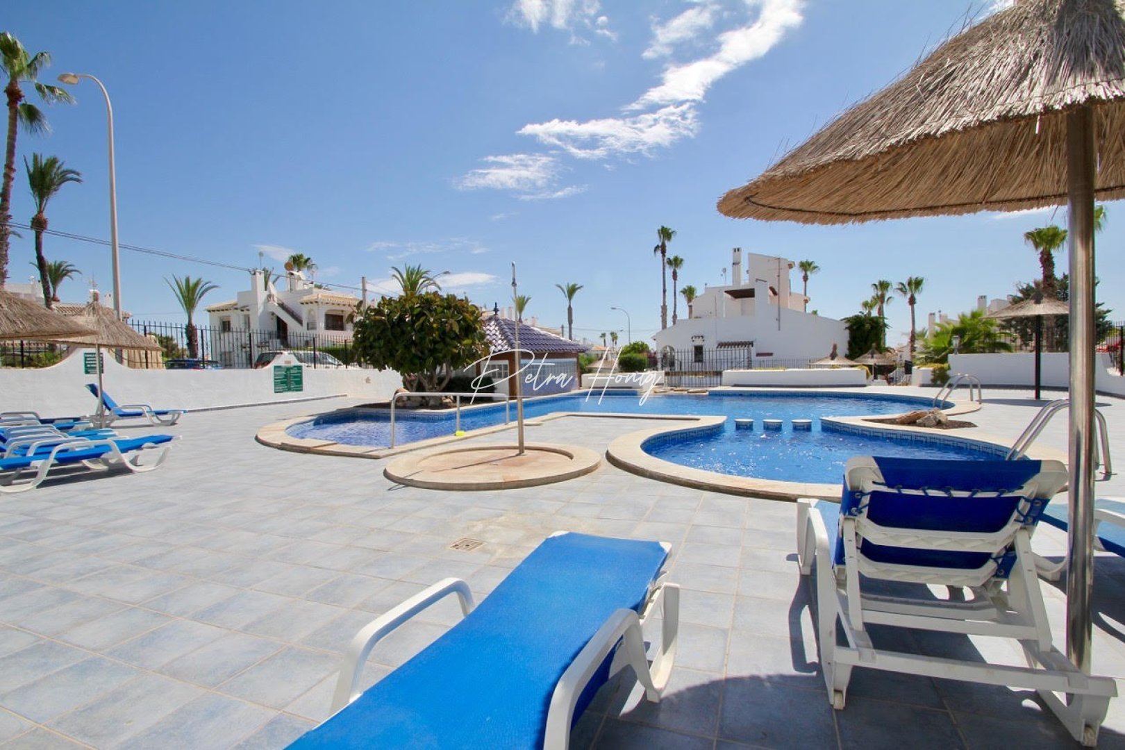 Resales - Villa - Villamartin