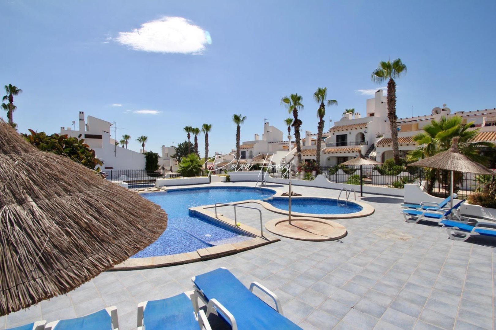 Resales - Villa - Villamartin