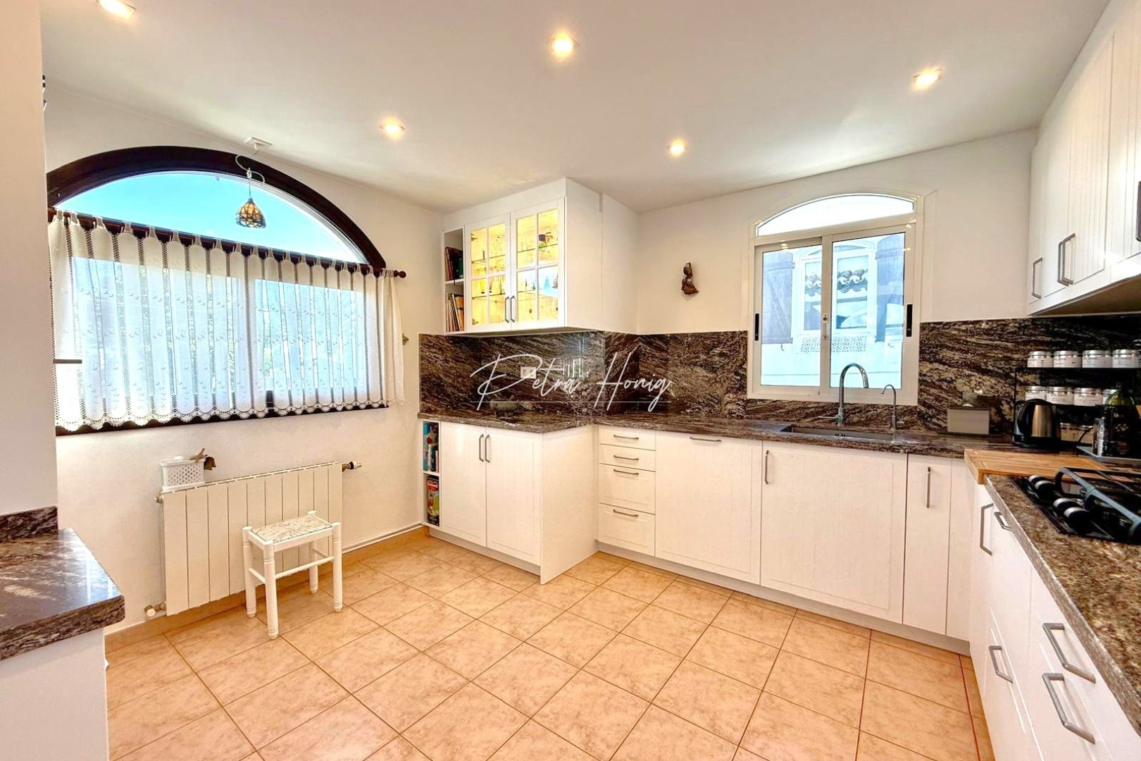 Resales - Villa - Villamartin