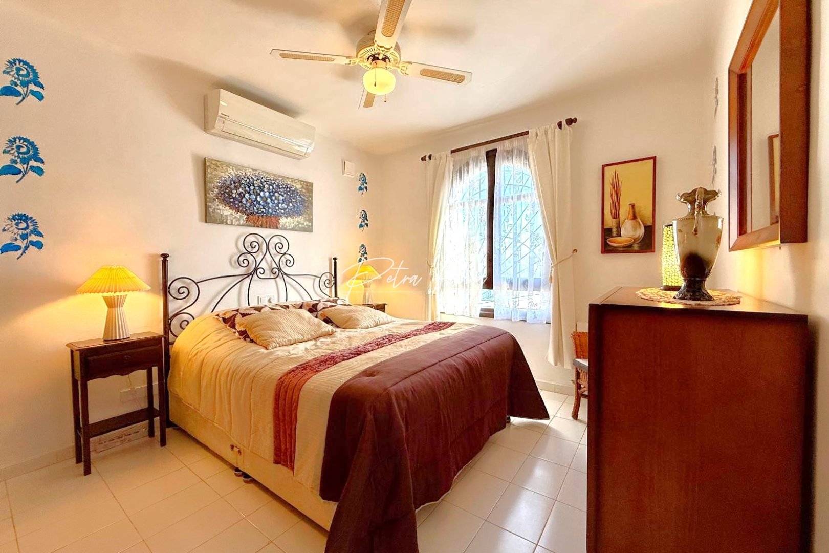 Resales - Villa - Villamartin