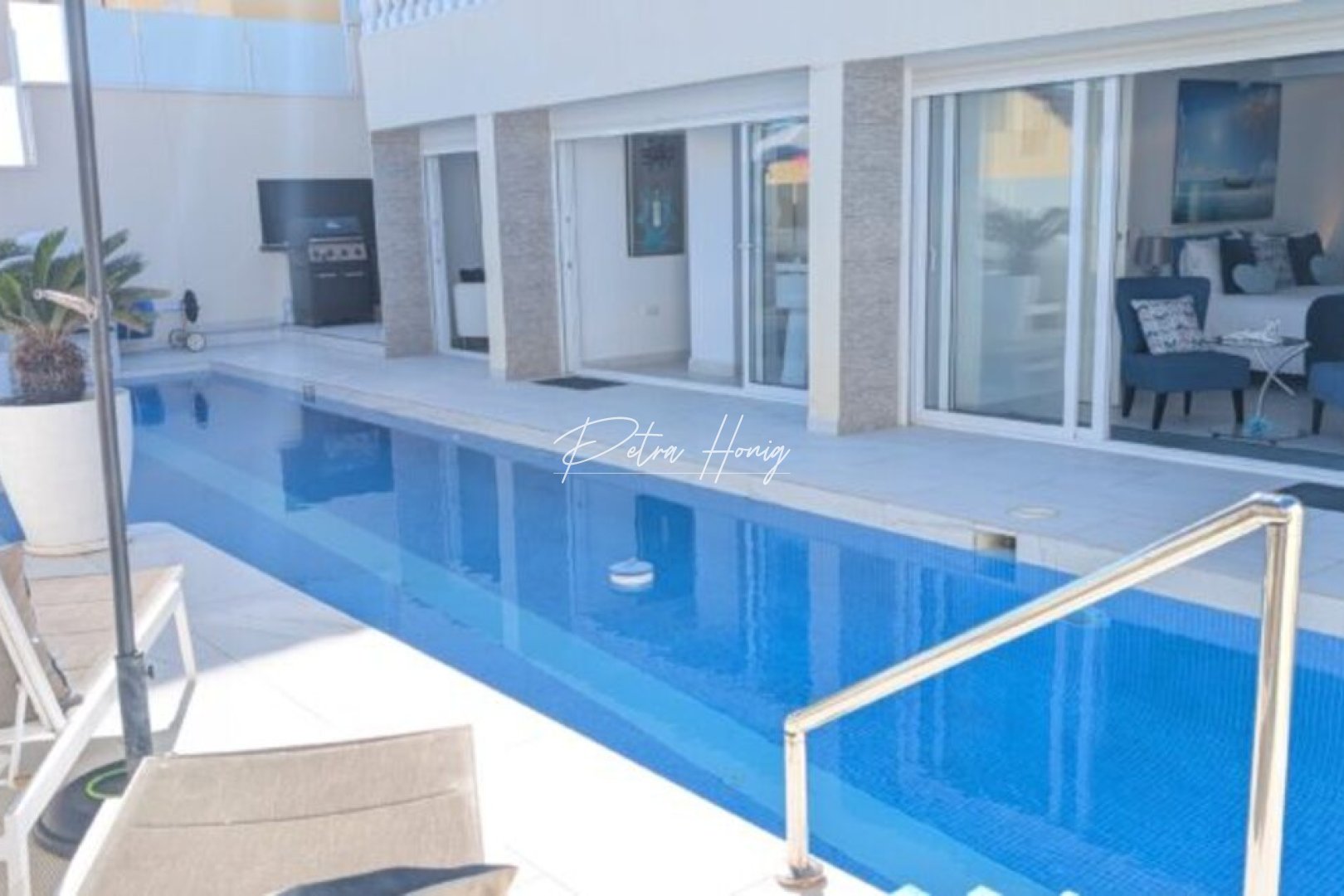 Resales - Villa - Villamartin