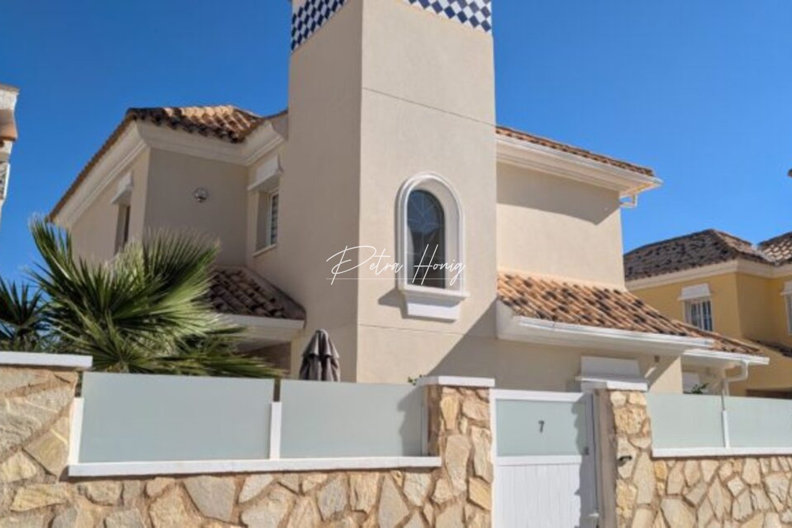 Resales - Villa - Villamartin