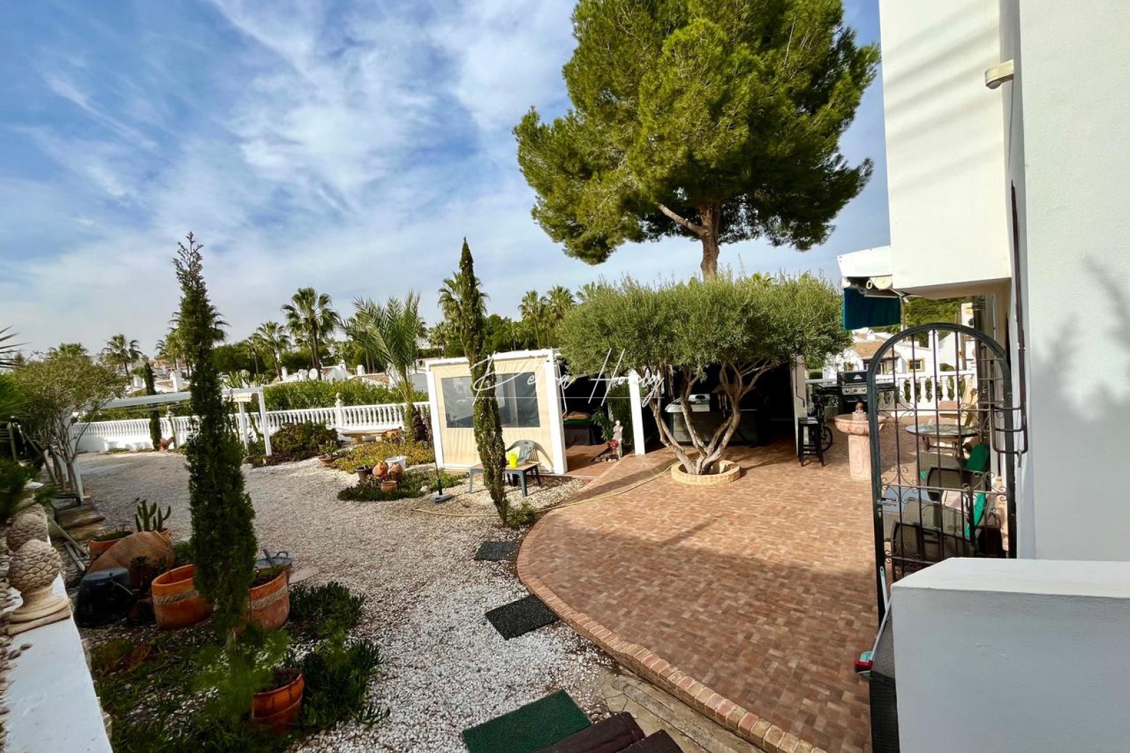 Resales - Villa - Villamartin