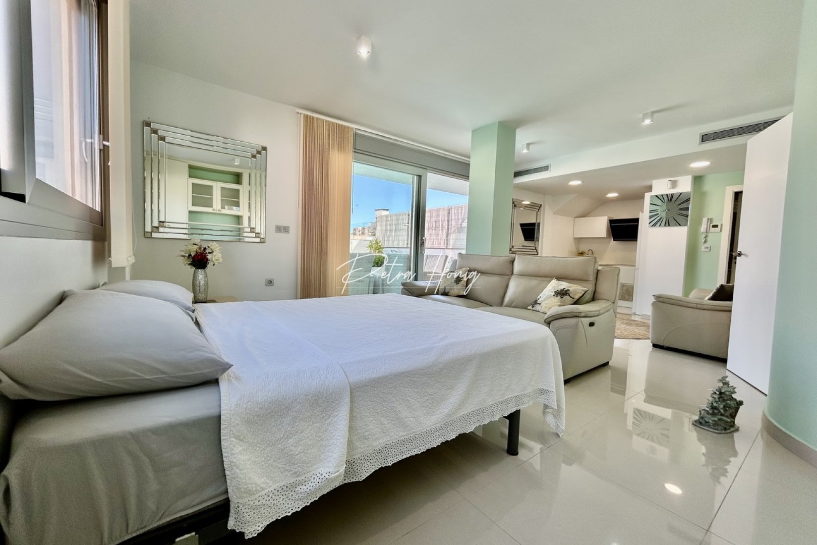 Resales - Villa - Villamartin