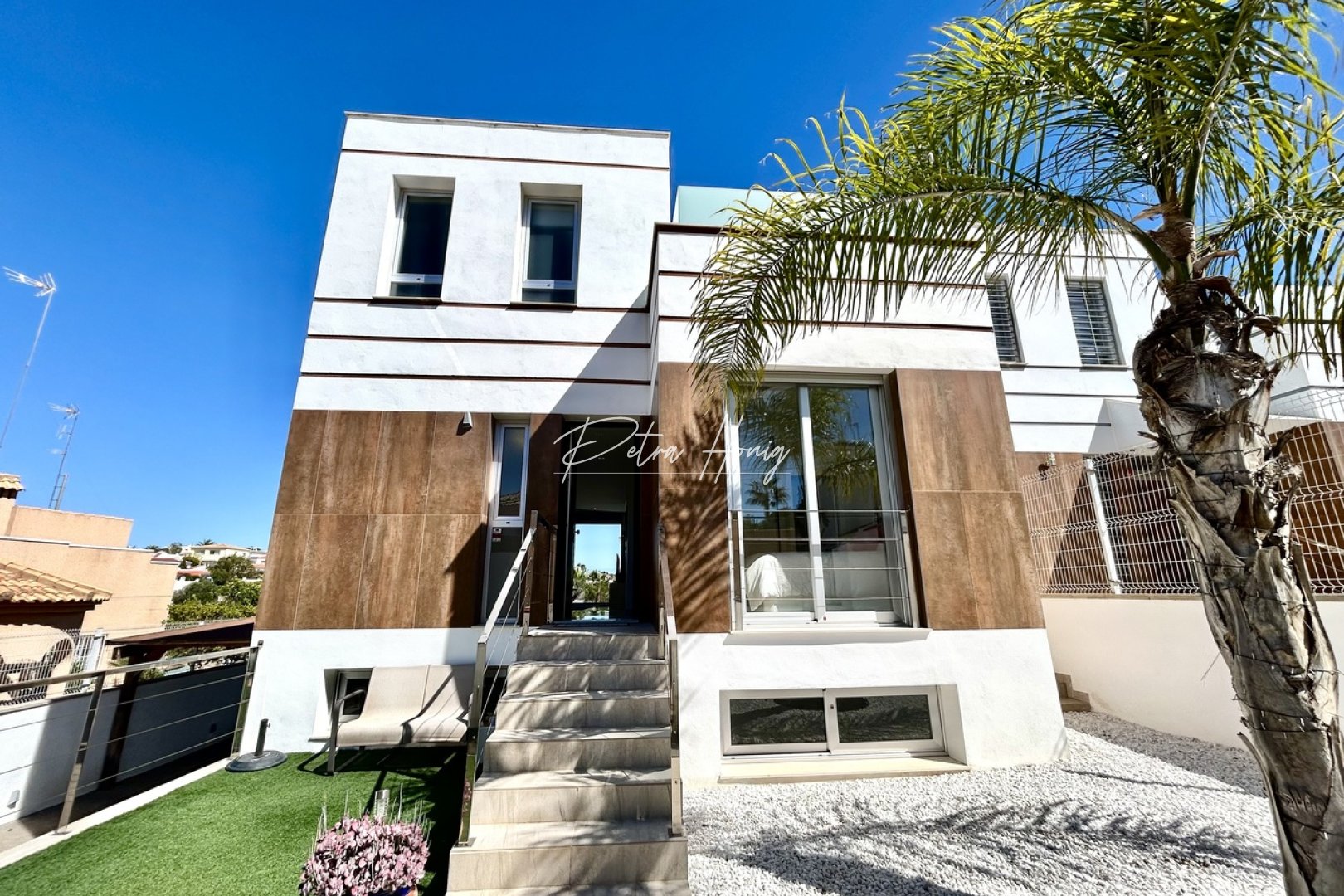 Resales - Villa - Villamartin