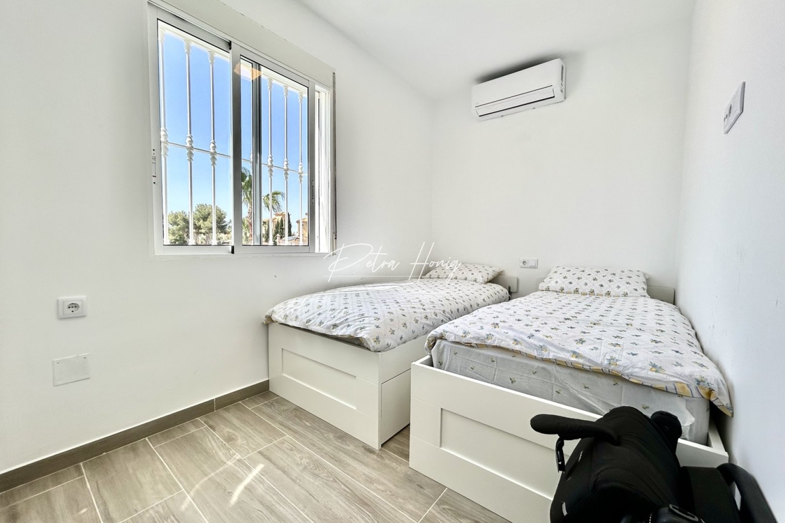 Resales - Villa - Villamartin