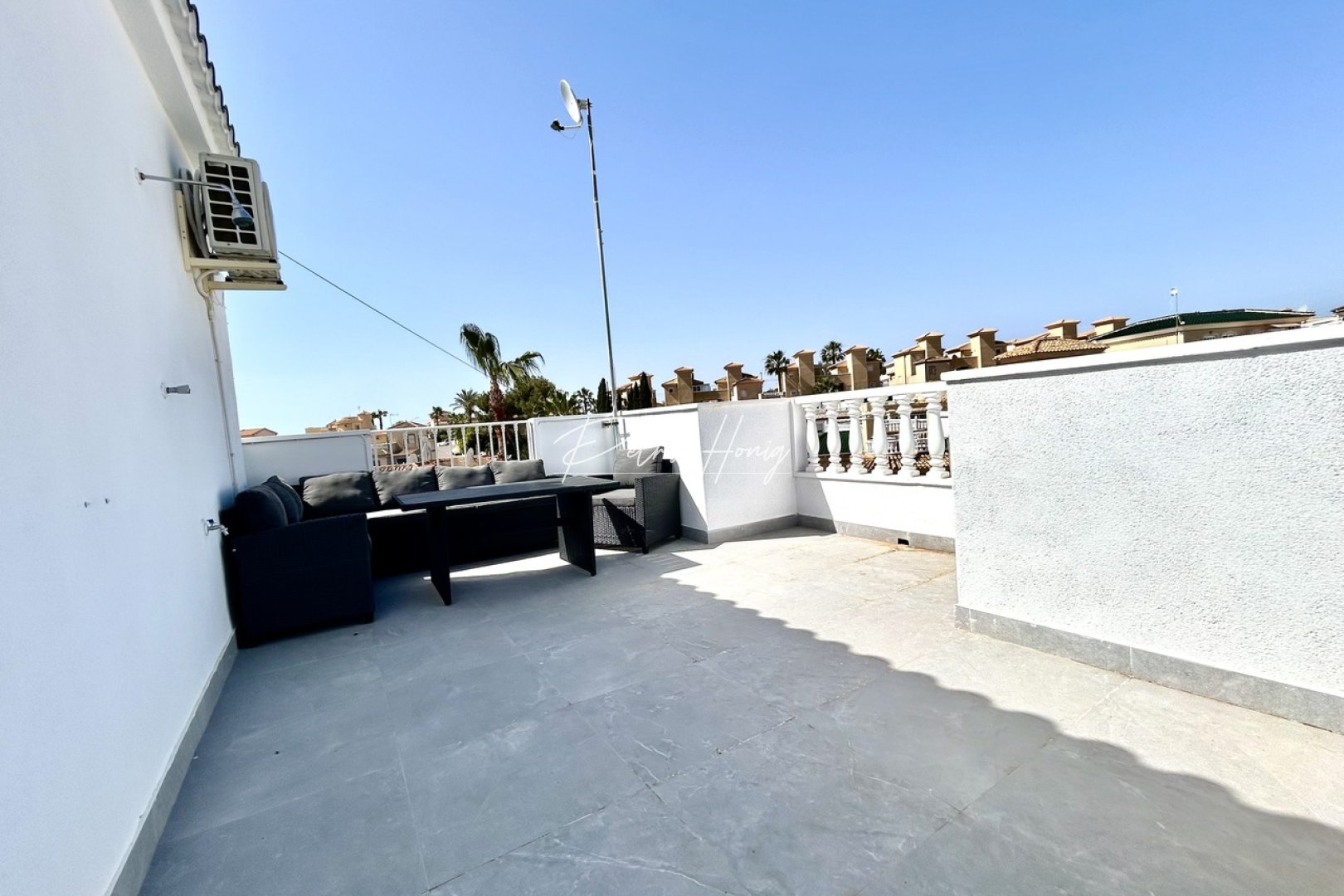 Resales - Villa - Villamartin