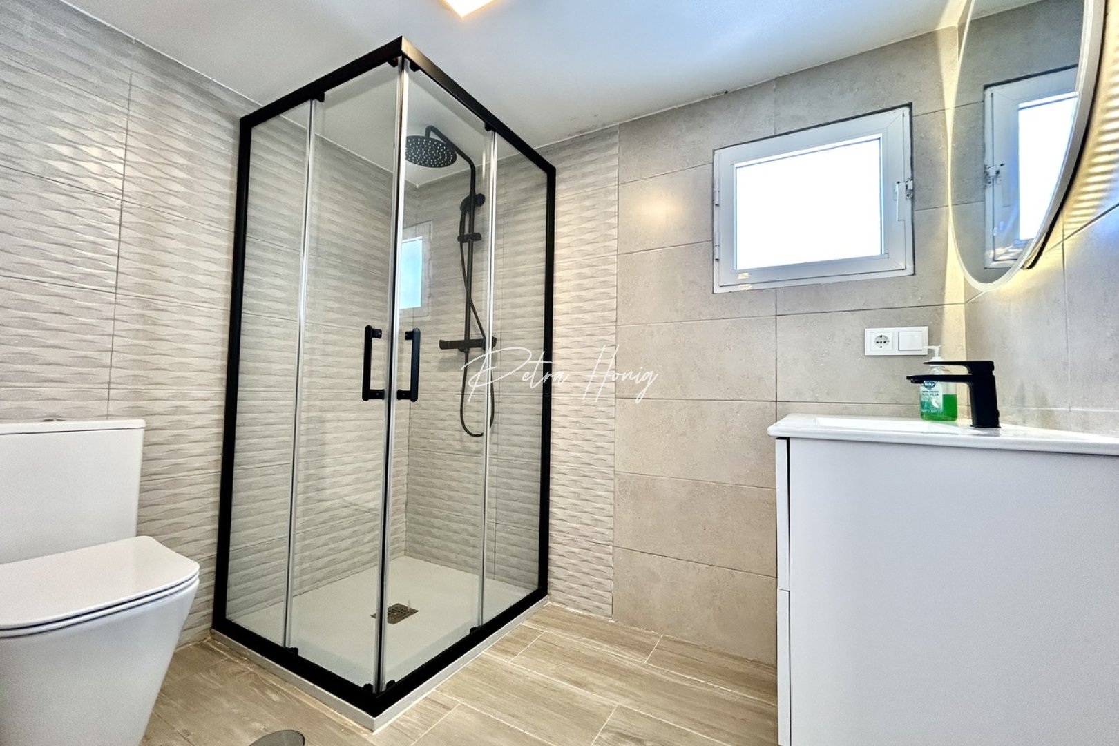 Resales - Villa - Villamartin