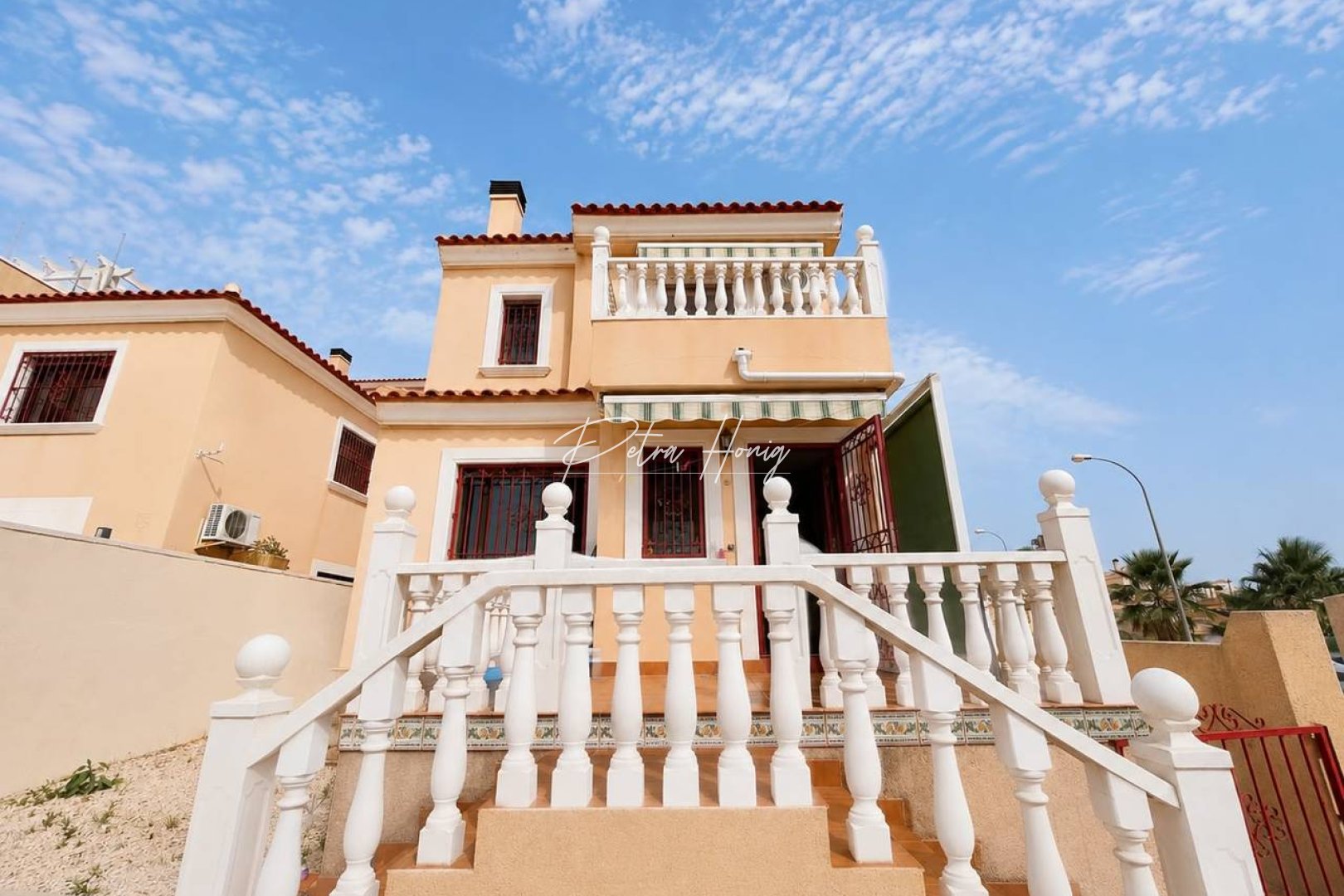 Resales - Villa - Villamartin