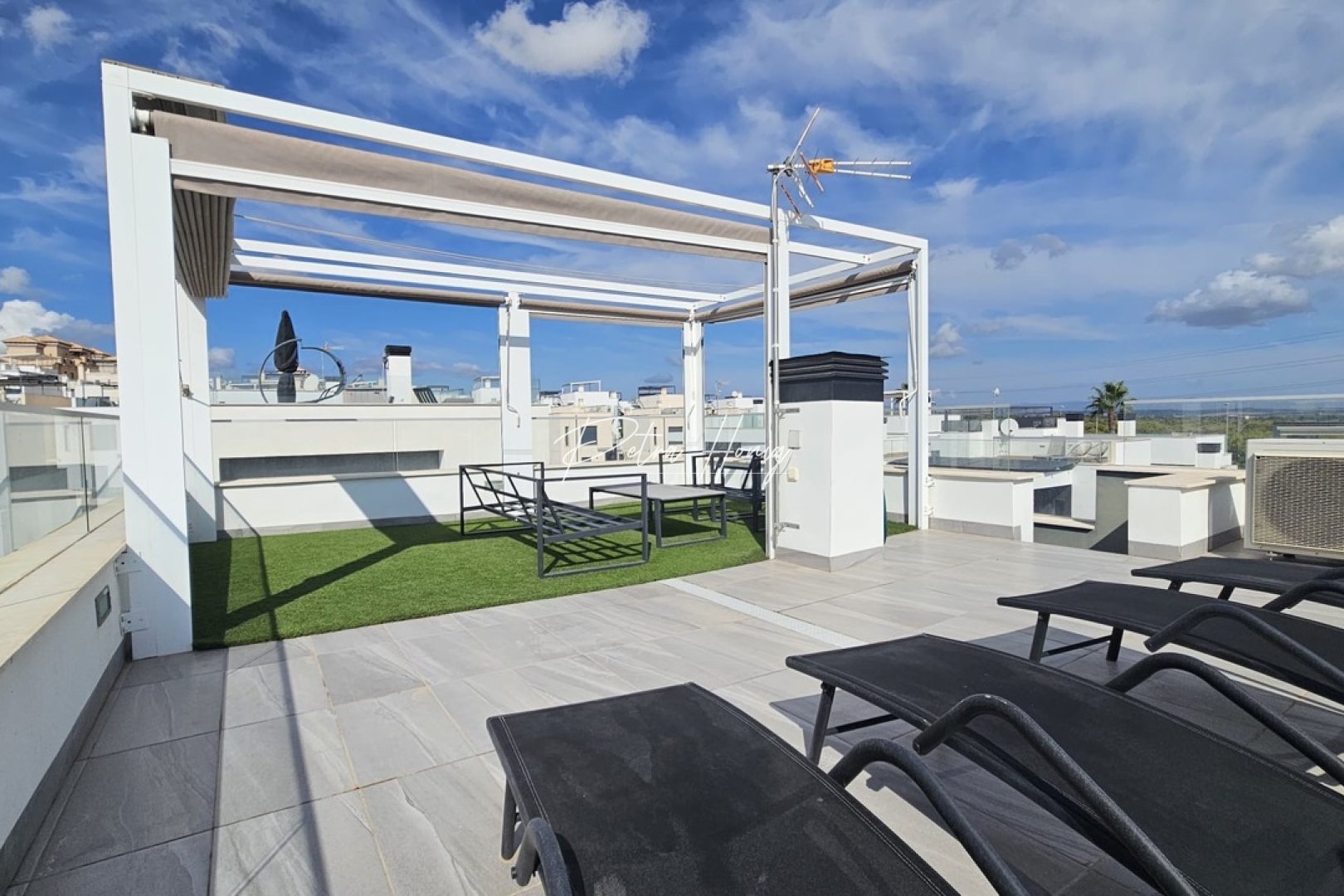 Resales - Villa - Villamartin