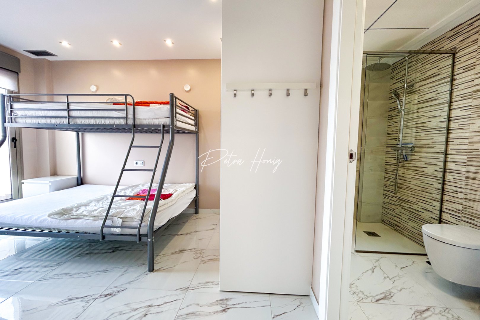 Resales - Villa - Villamartin