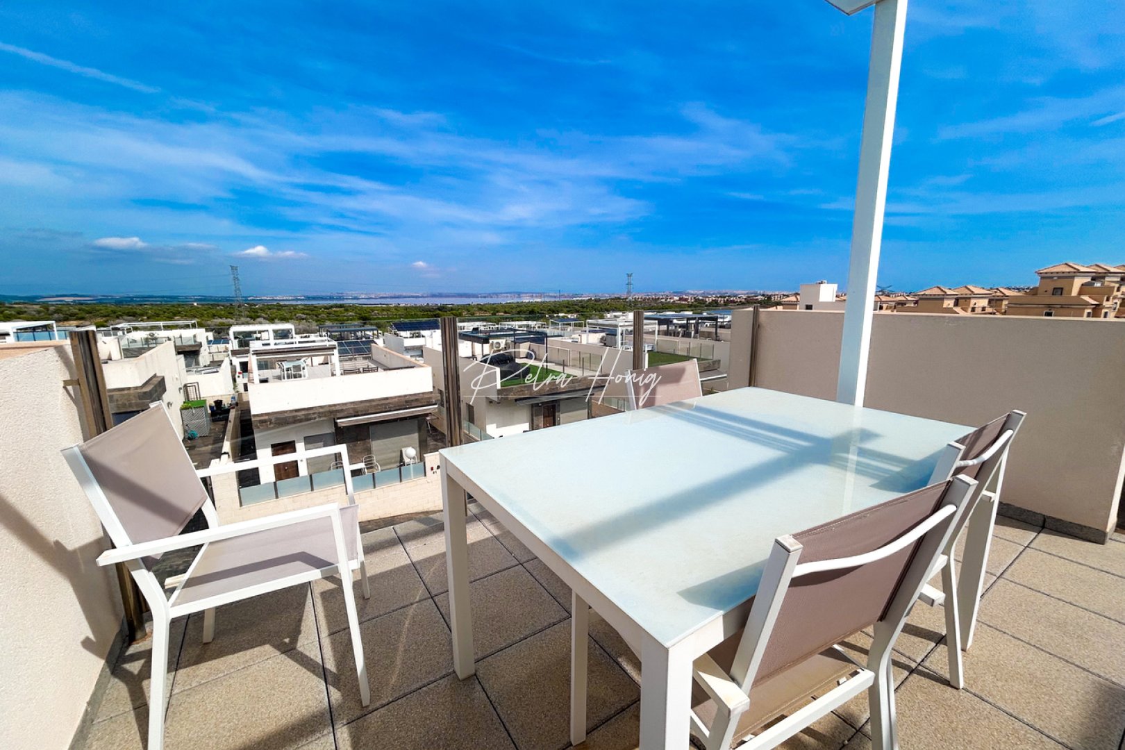 Resales - Villa - Villamartin