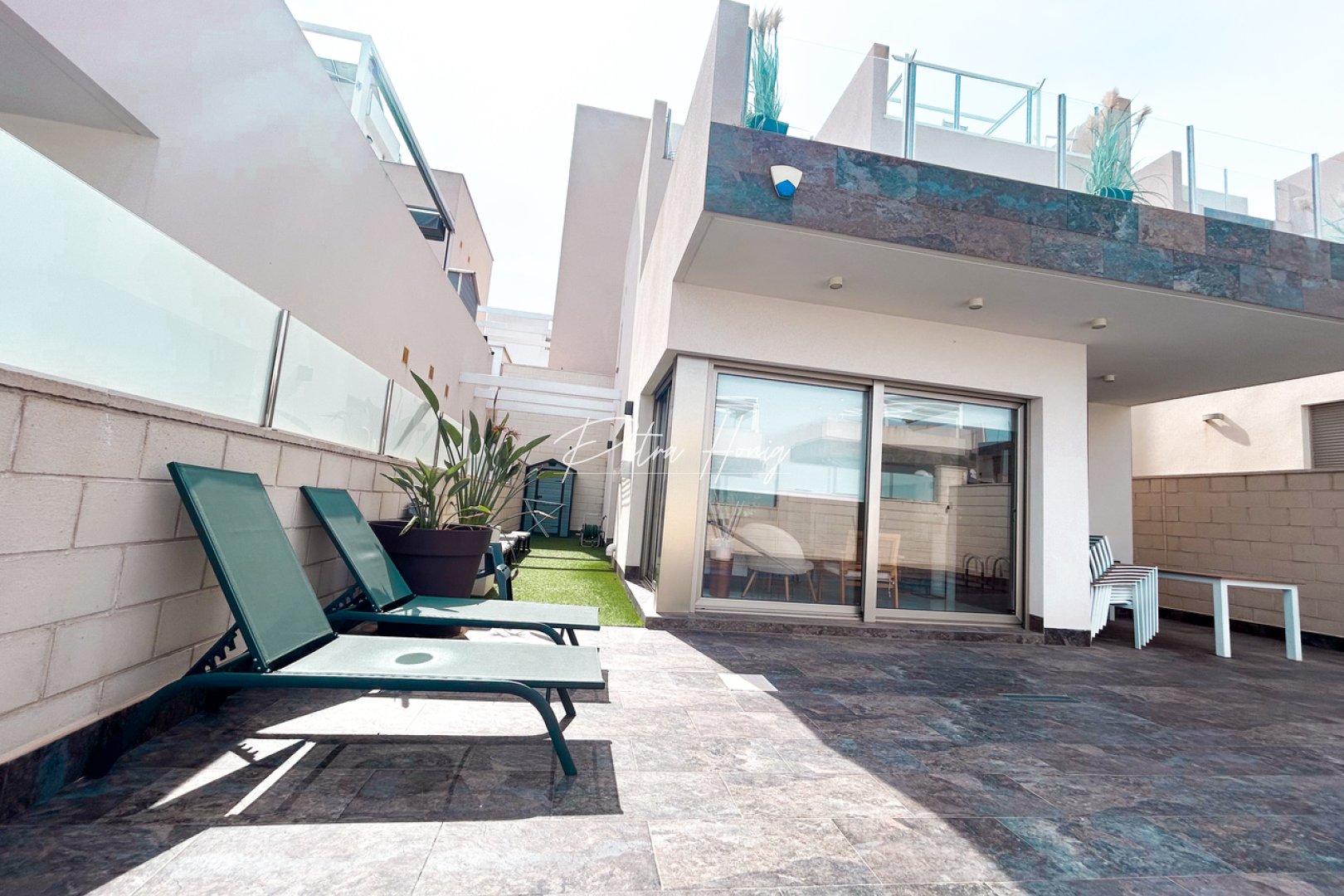 Resales - Villa - Villamartin