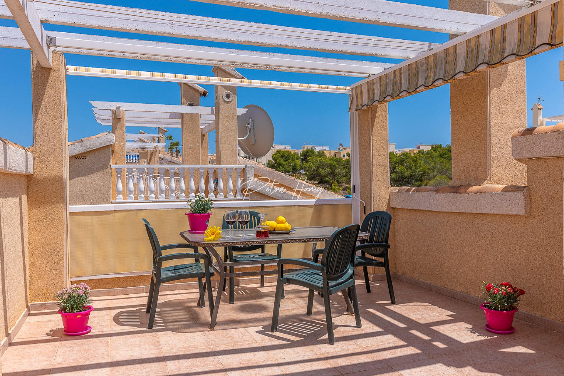 Resales - Villa - Villamartin