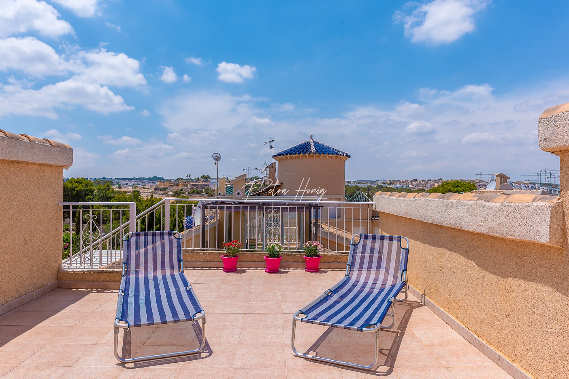 Resales - Villa - Villamartin