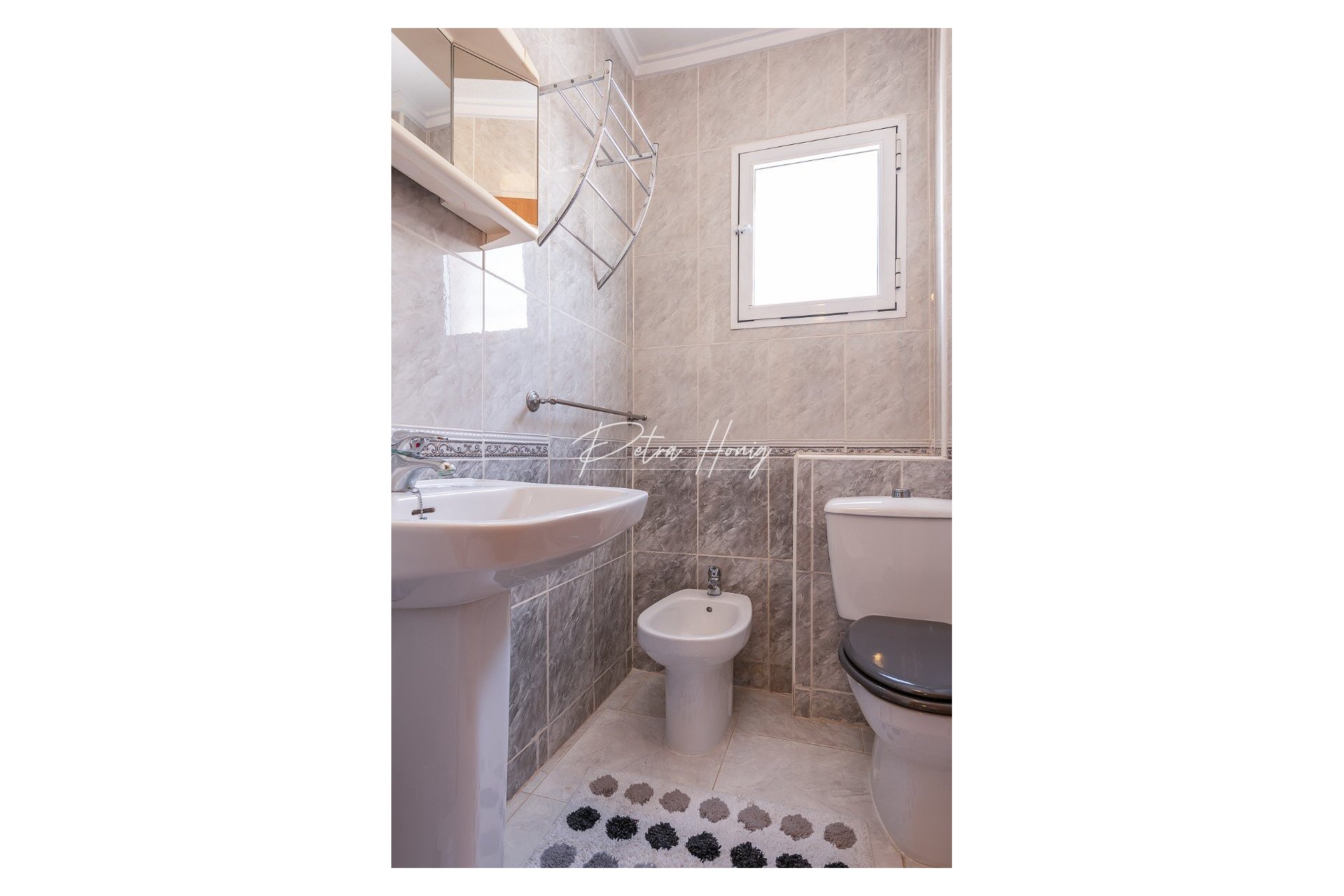 Resales - Villa - Villamartin