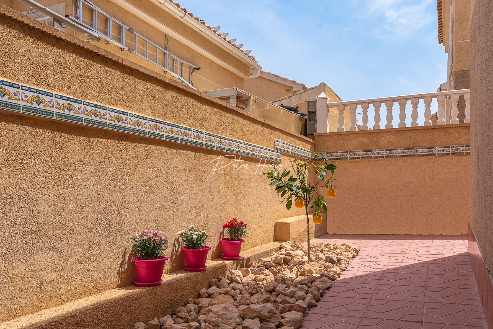 Resales - Villa - Villamartin