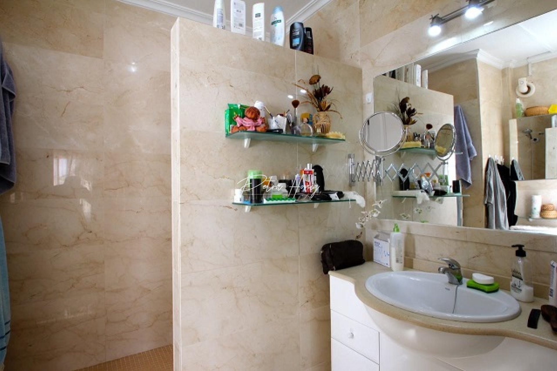 Resales - Villa - Villamartin