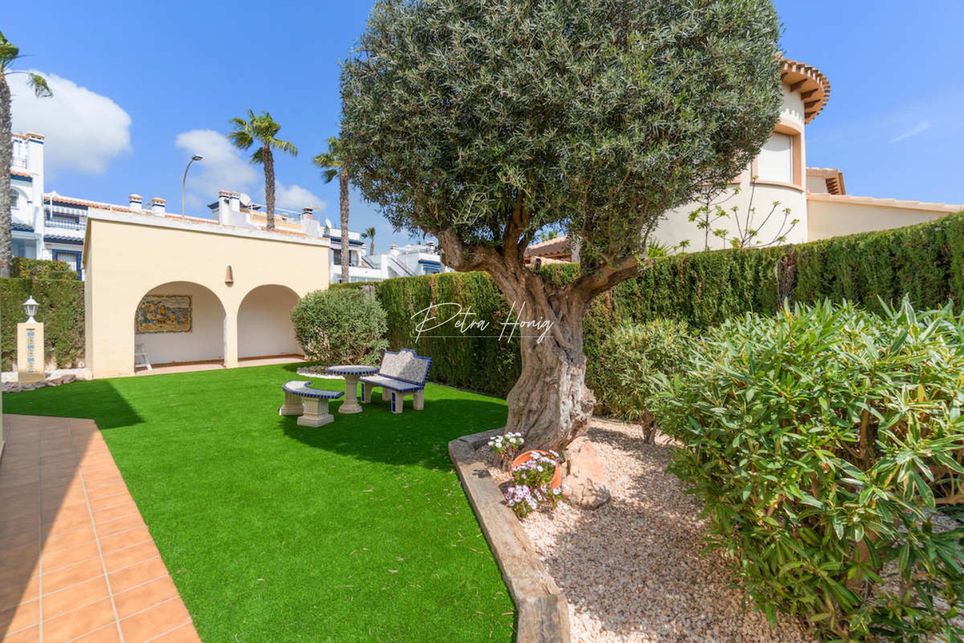 Resales - Villa - Villamartin