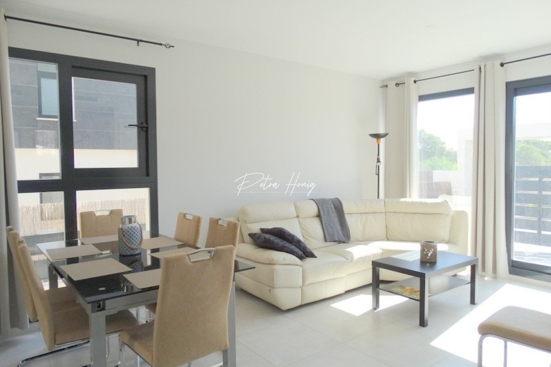Resales - Villa - Villamartin
