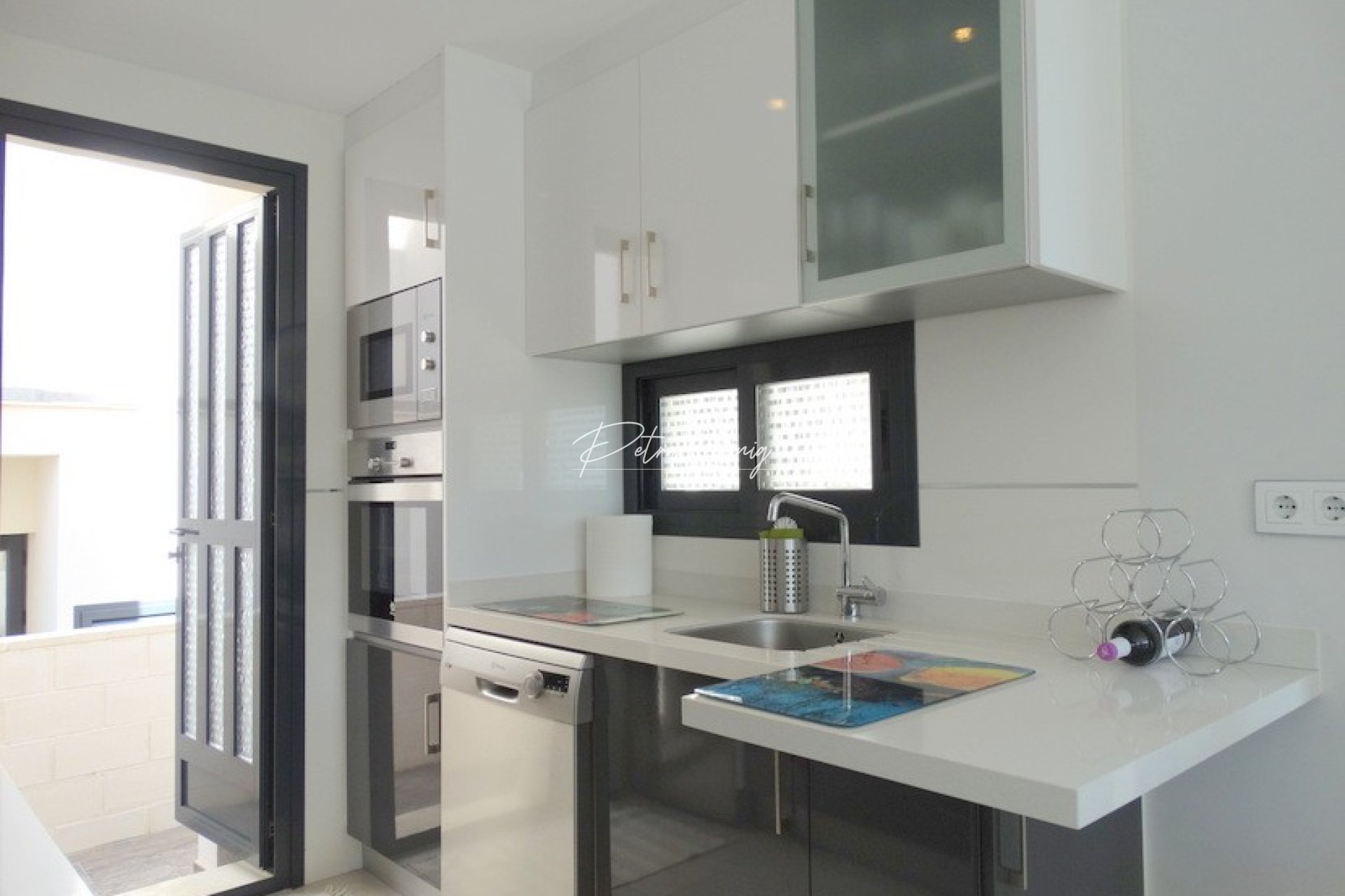 Resales - Villa - Villamartin