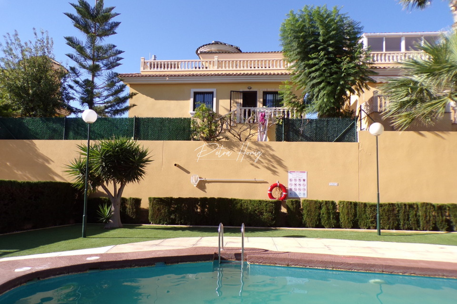 Resales - Villa - Villamartin