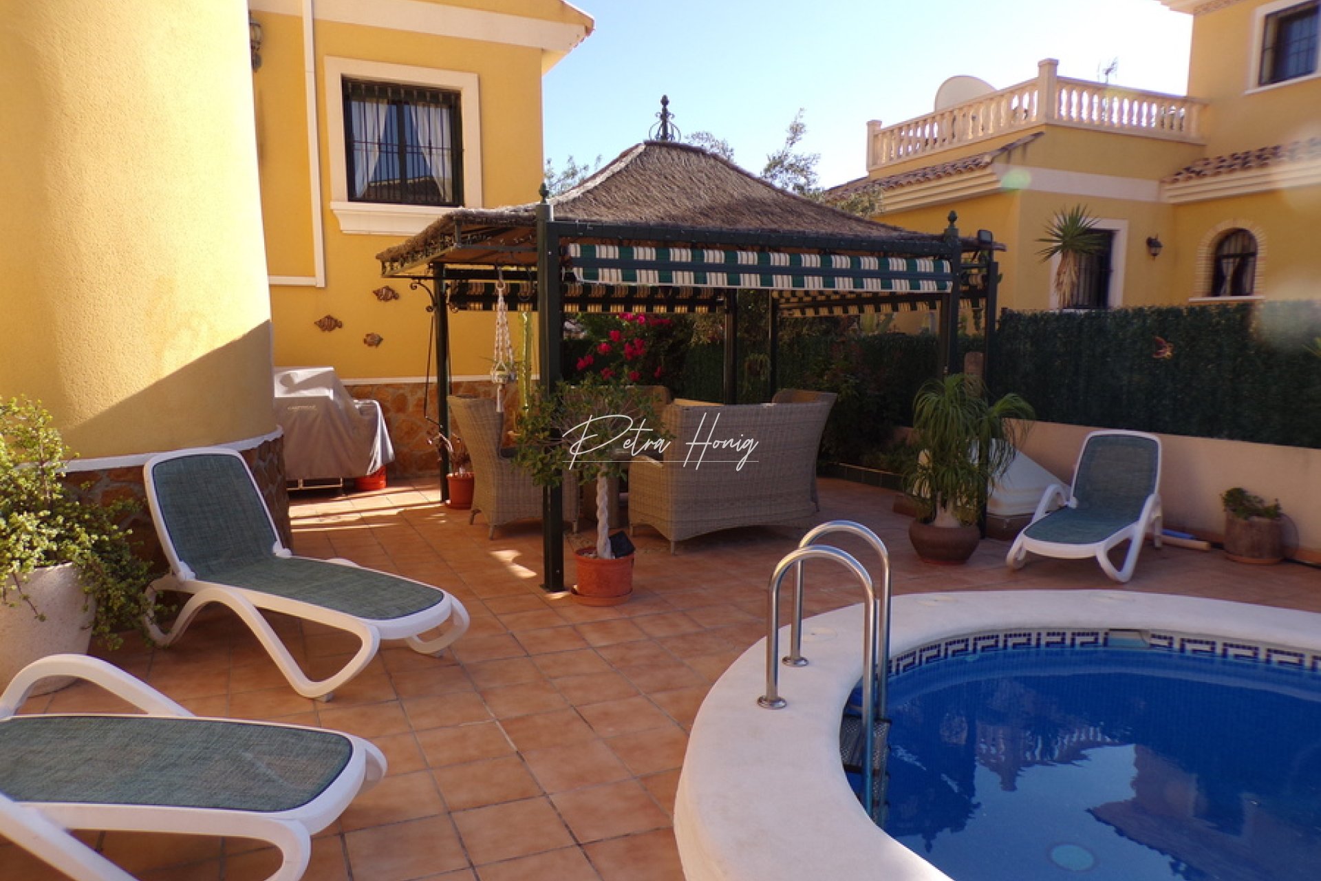 Resales - Villa - Villamartin