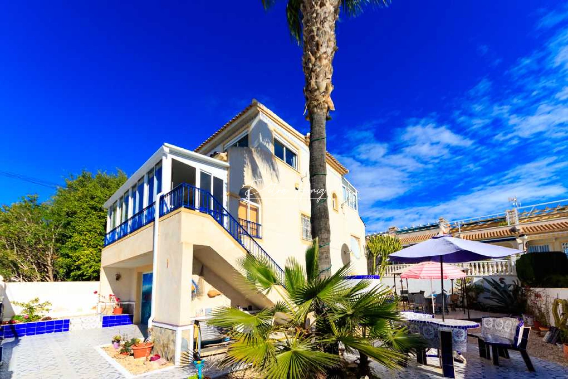 Resales - Villa - Villamartin