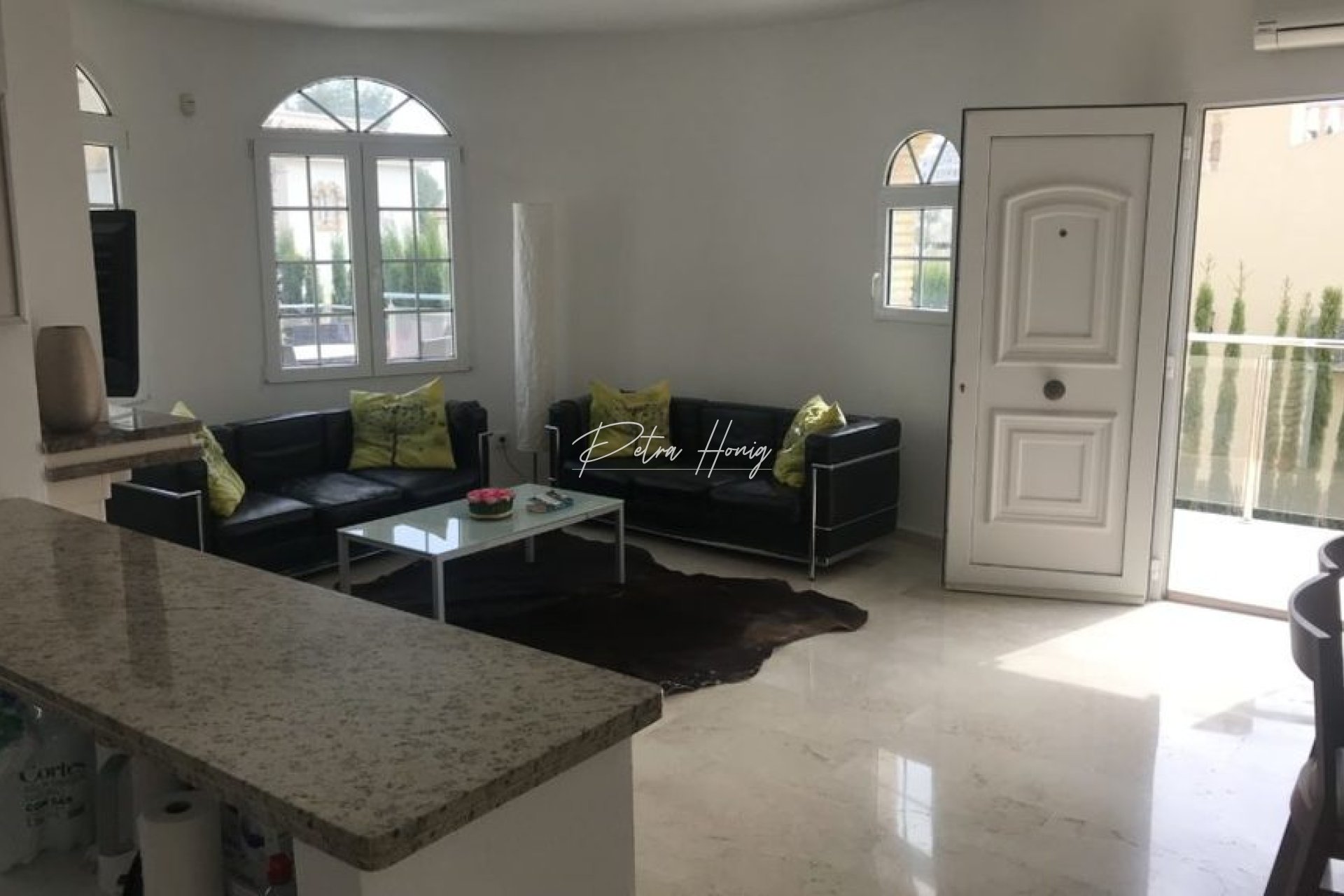 Resales - Villa - Villamartin