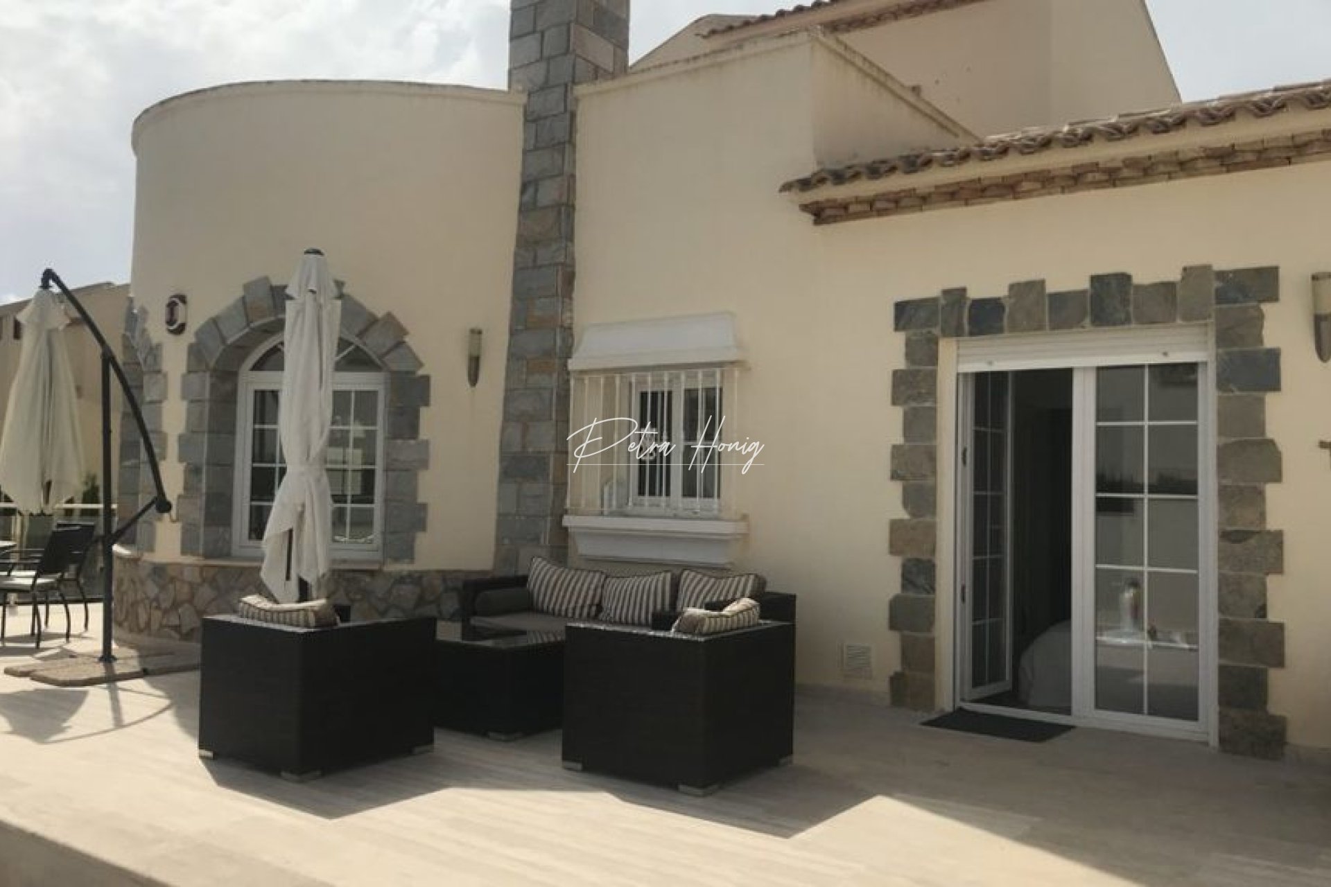 Resales - Villa - Villamartin