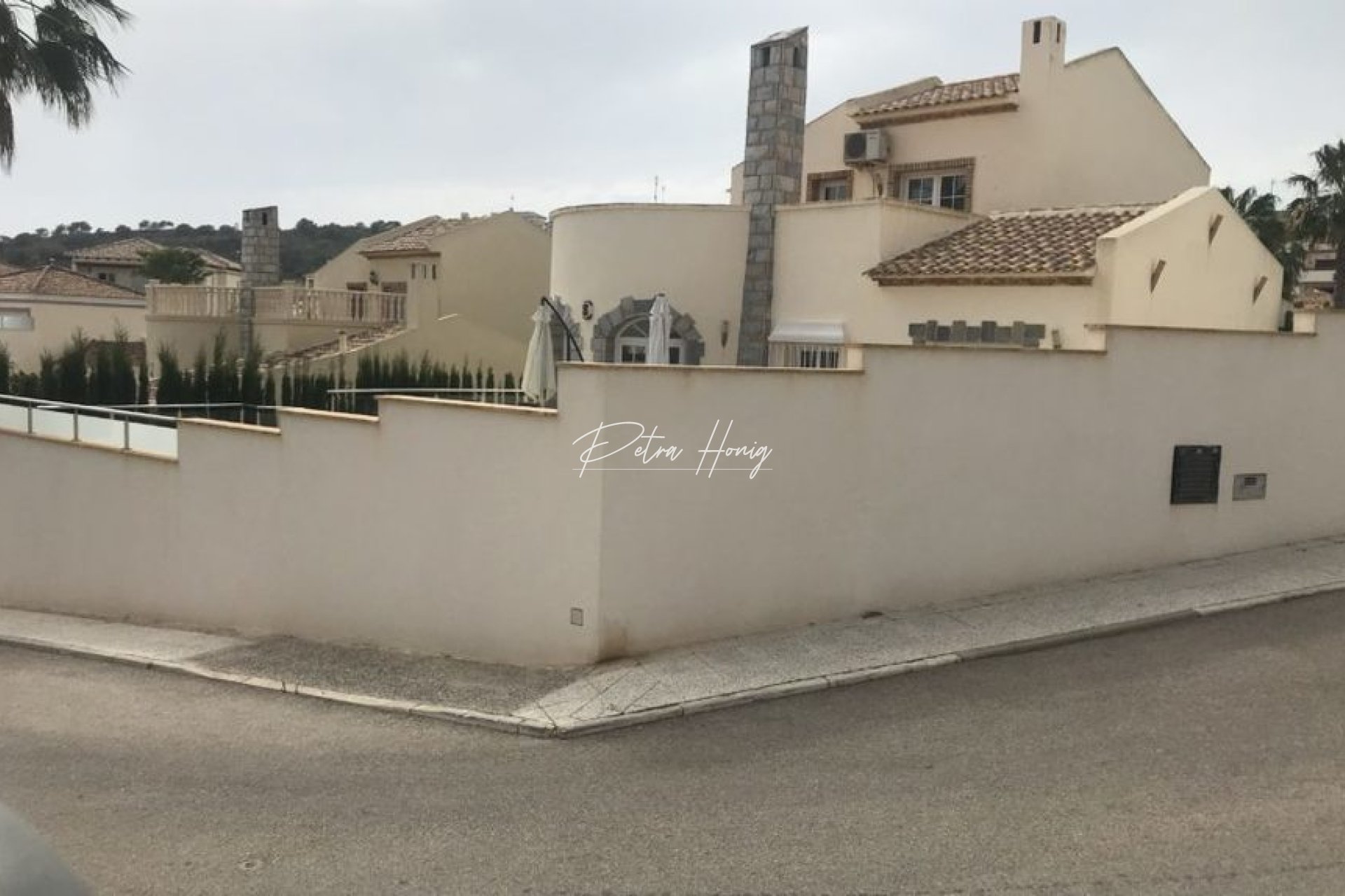 Resales - Villa - Villamartin