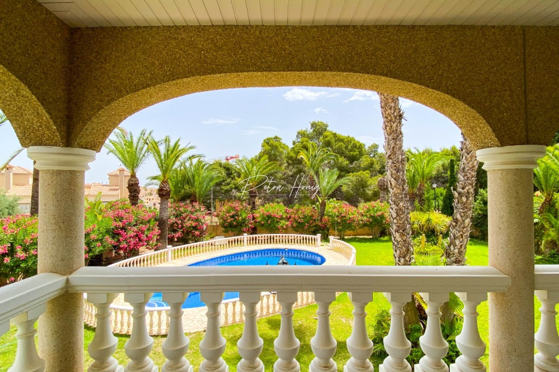 Resales - Villa - Villamartin