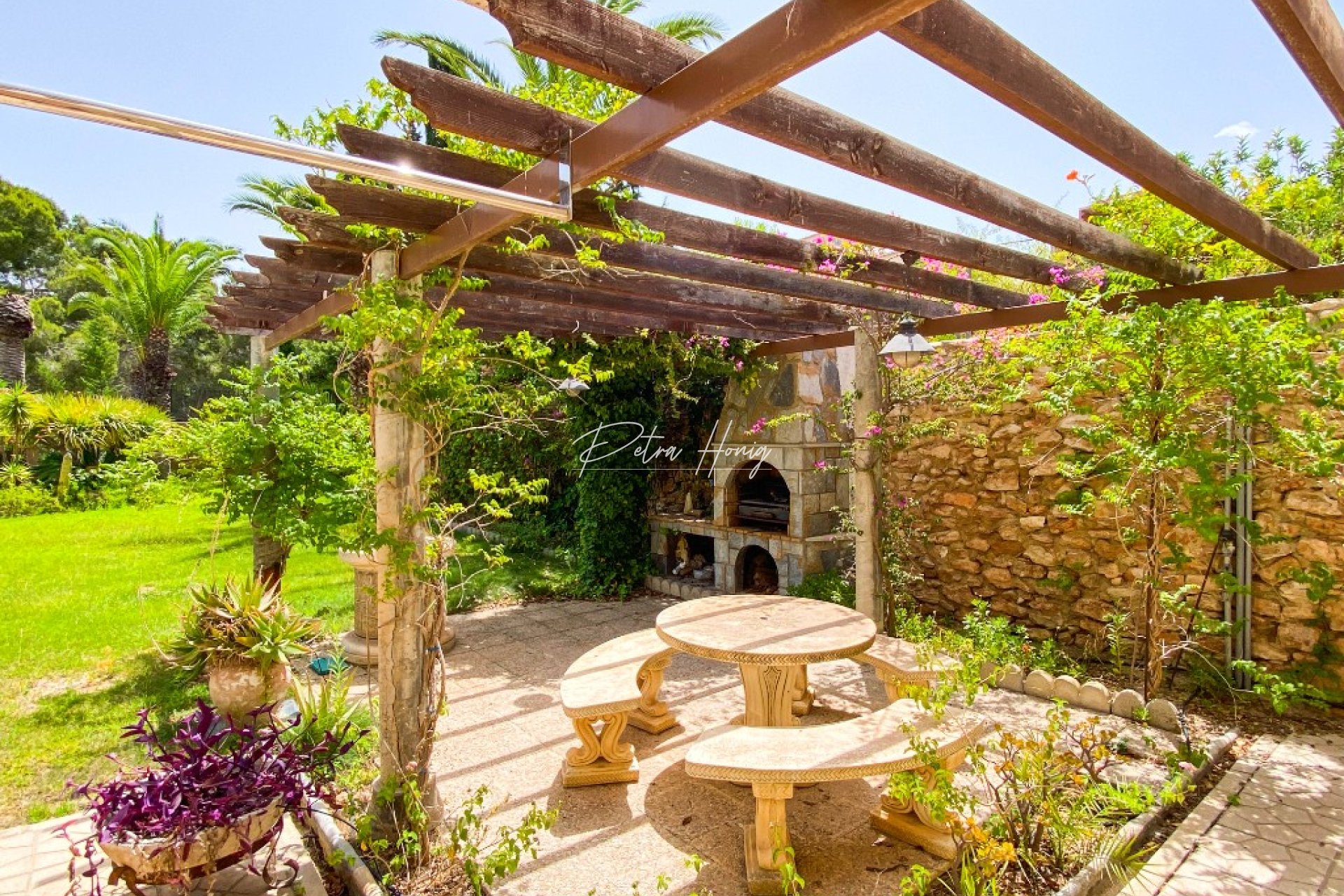 Resales - Villa - Villamartin